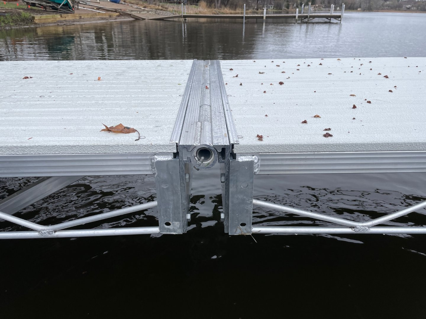 New 2024 Hewitt 32 ft Roll A Dock Docks