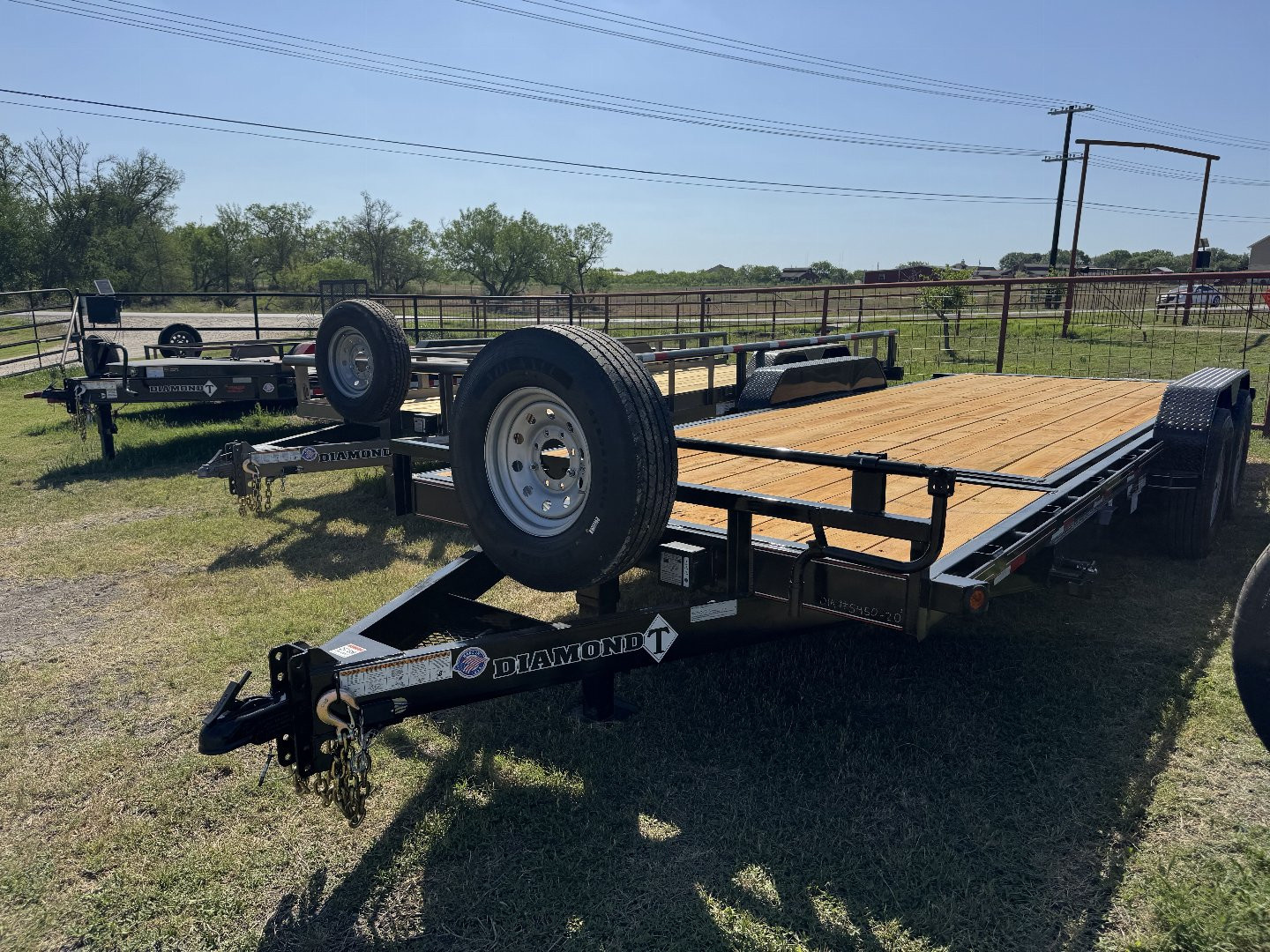 New 2025 Diamond T 8320SKP1406TD Tilt Trailer