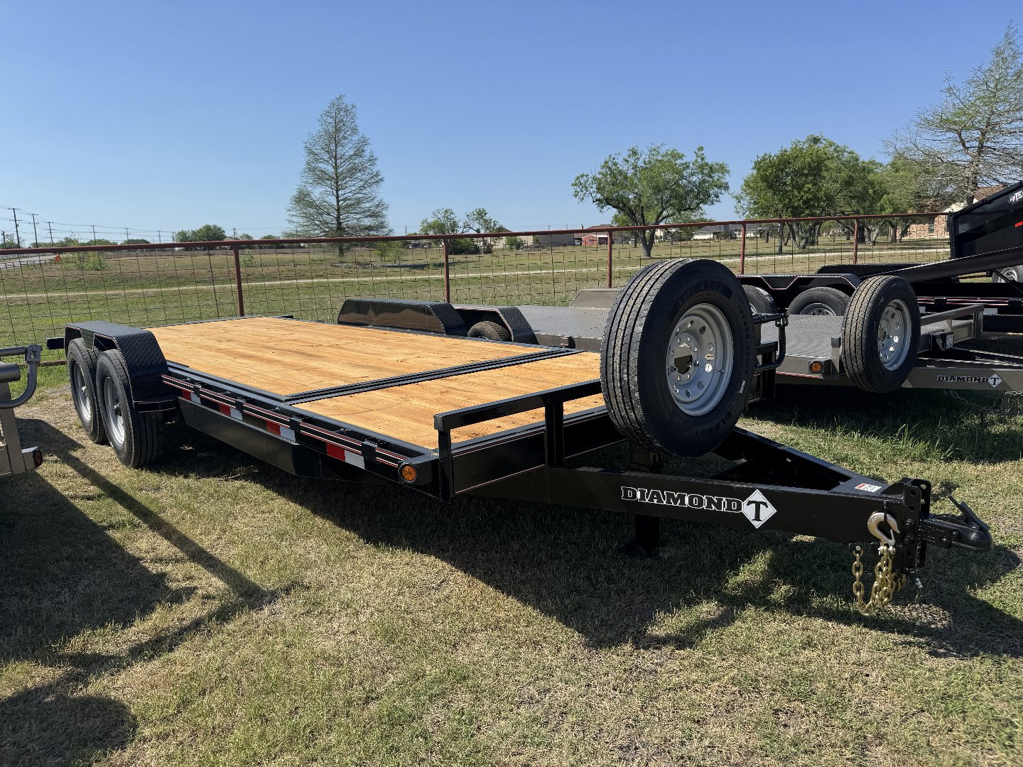 New 2025 Diamond T 8320SKP1406TD Tilt Trailer