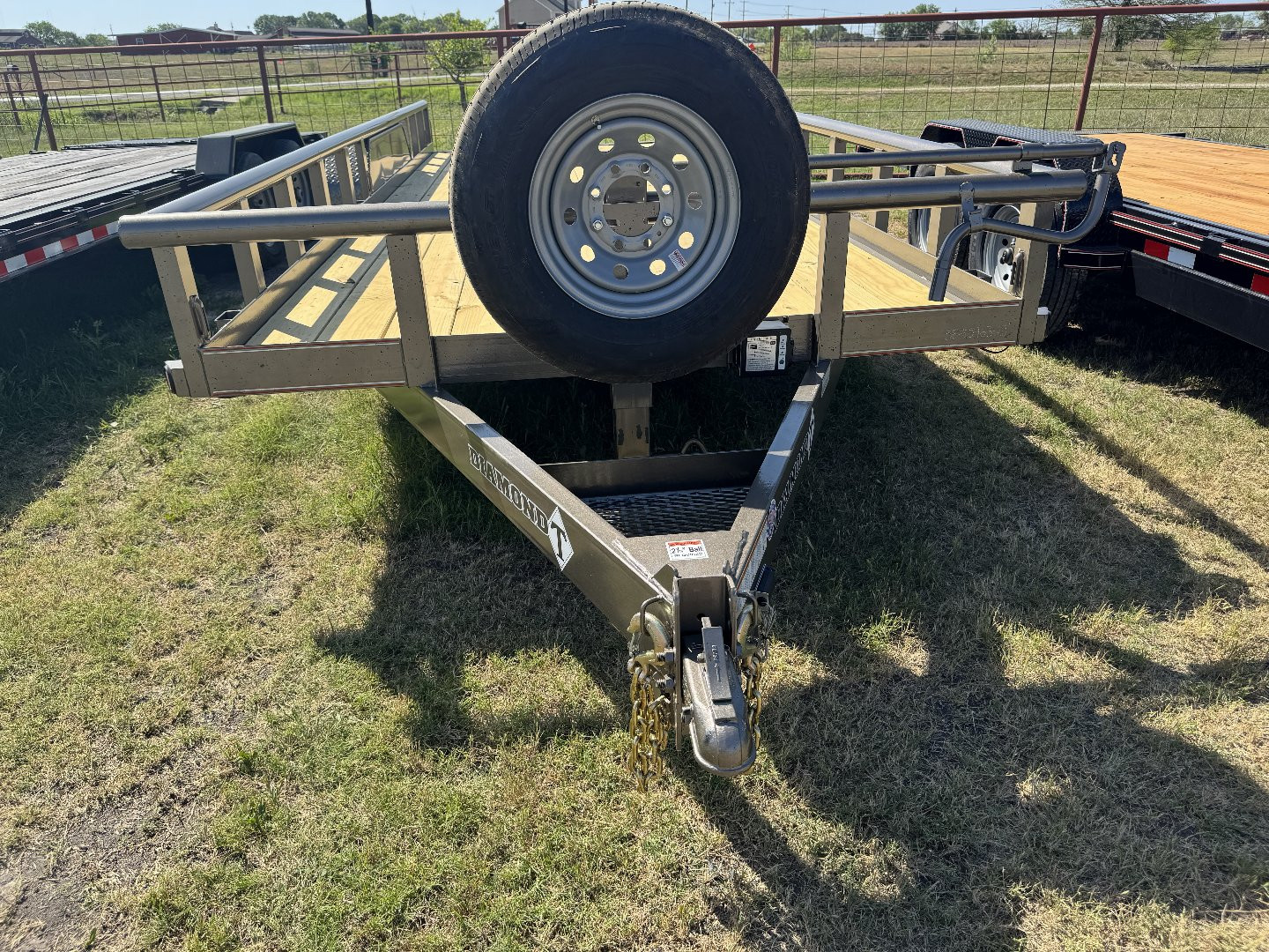 New 2025 Diamond T 8320SDU140 Equipment Trailer
