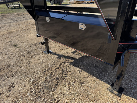 New 2025 Diamond T Deckover Trailer