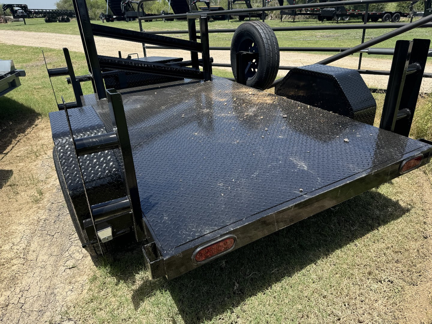 New 2025 TXP Trailers BWS0813