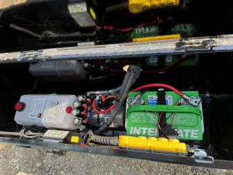 New 2024 SILVER ARMOR 20 BALE Hay Trailer