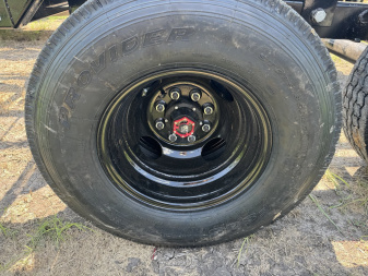 New 2024 SILVER ARMOR 20 BALE Hay Trailer