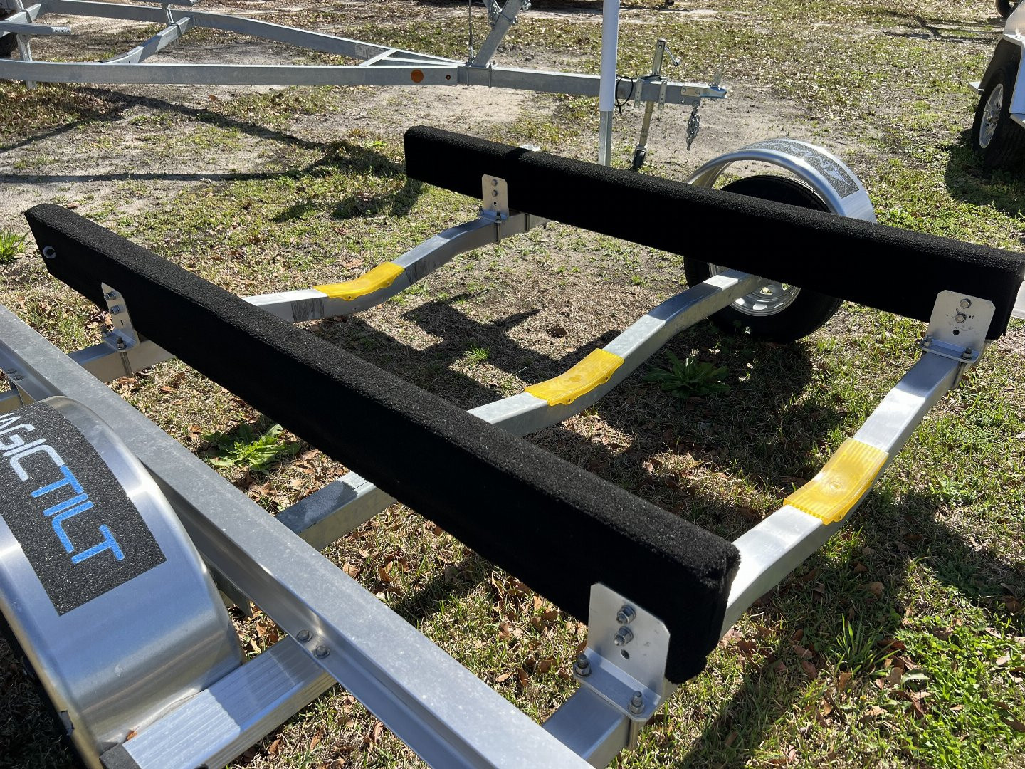 New 2025 Magic Tilt Trailers ALS1723 Boat Trailer