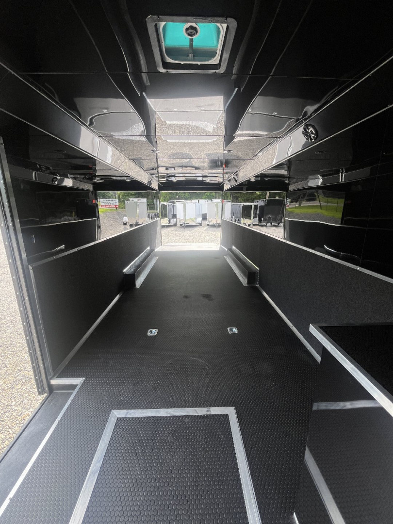 New 2026 HAULMARK 32' EDGE RACE TRAILER, SPORTSMAN PLUS PKG, SILVER POLYCOR WITH BLACK TRIM, 14K GVWR, 96" WIDE REAR DOOR OPENING, 7'4" INTERIOR HEIGHT