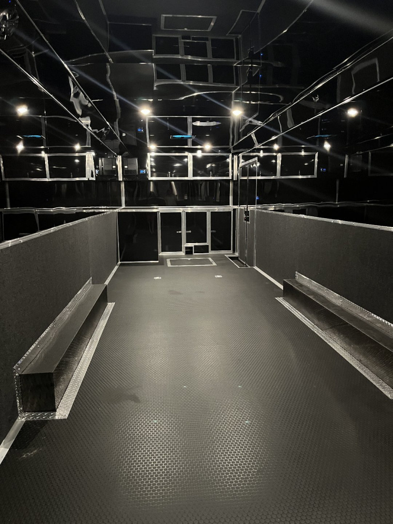 New 2026 HAULMARK 32' EDGE RACE TRAILER, SPORTSMAN PLUS PKG, SILVER POLYCOR WITH BLACK TRIM, 14K GVWR, 96" WIDE REAR DOOR OPENING, 7'4" INTERIOR HEIGHT