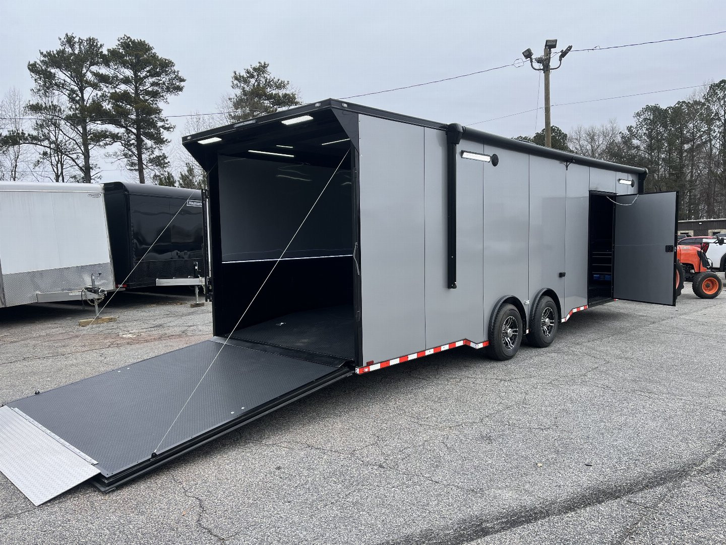 2025 Spartan Custom Race Trailer photo 2