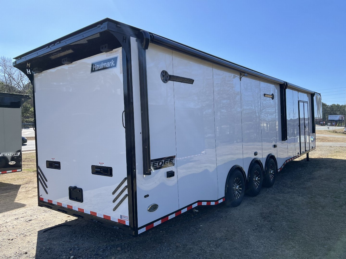 New 2025 Haulmark 44 Bathroom Gooseneck