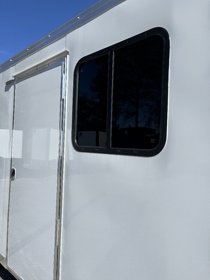 New 2025 Haulmark 20' Grizzly Office Trailer