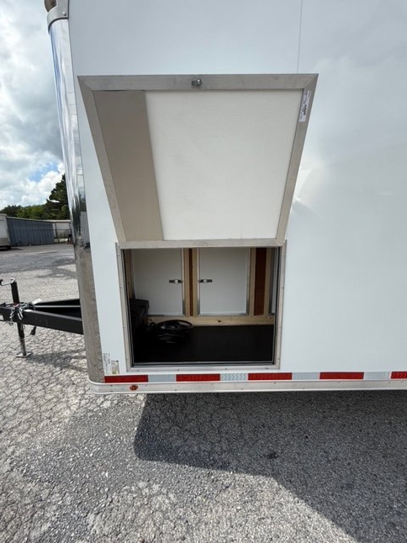 New 2025 Vintage Trailers 8.5x28 Race Trailer