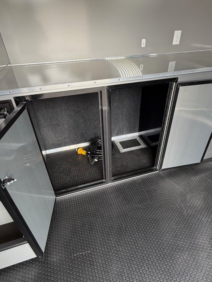 New 2025 RC Trailers 8.5x34 Race Trailer