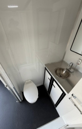 New 2025 RC Trailers 8.5x44 Race Trailer with Bathroom