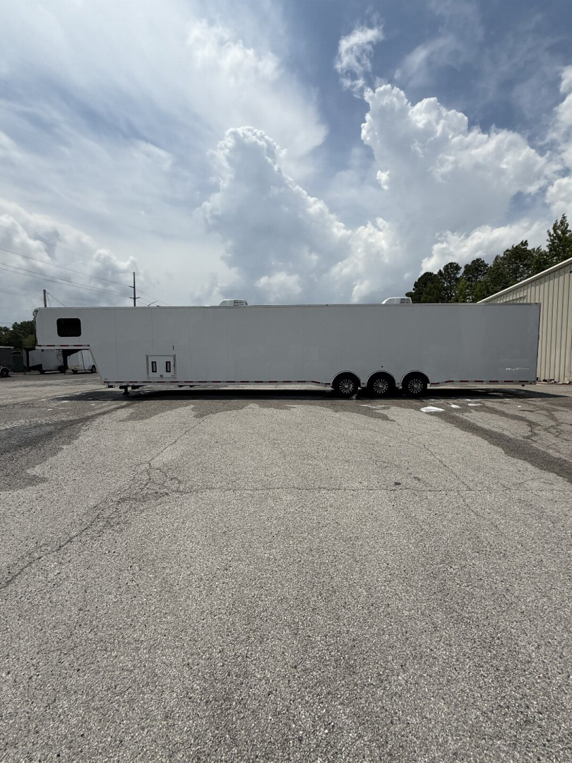 New 2025 Vintage Trailers 8.5x53 Race Trailer With Bathroom