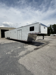New 2025 VINTAGE 8 X 53 RACE TRAILER BATHROOM PKG