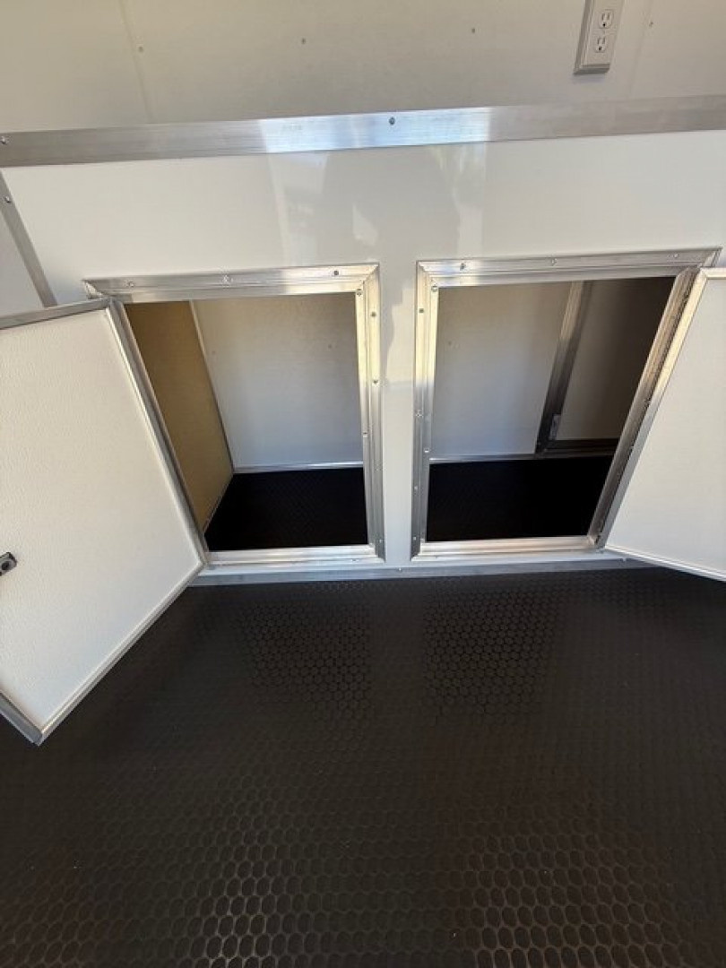 New 2025 Vintage Trailers 8.5x28 Race Trailer