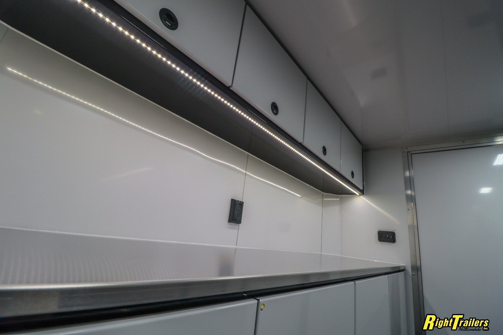 New 2025 8.5x30 ATC Stacker ROM800