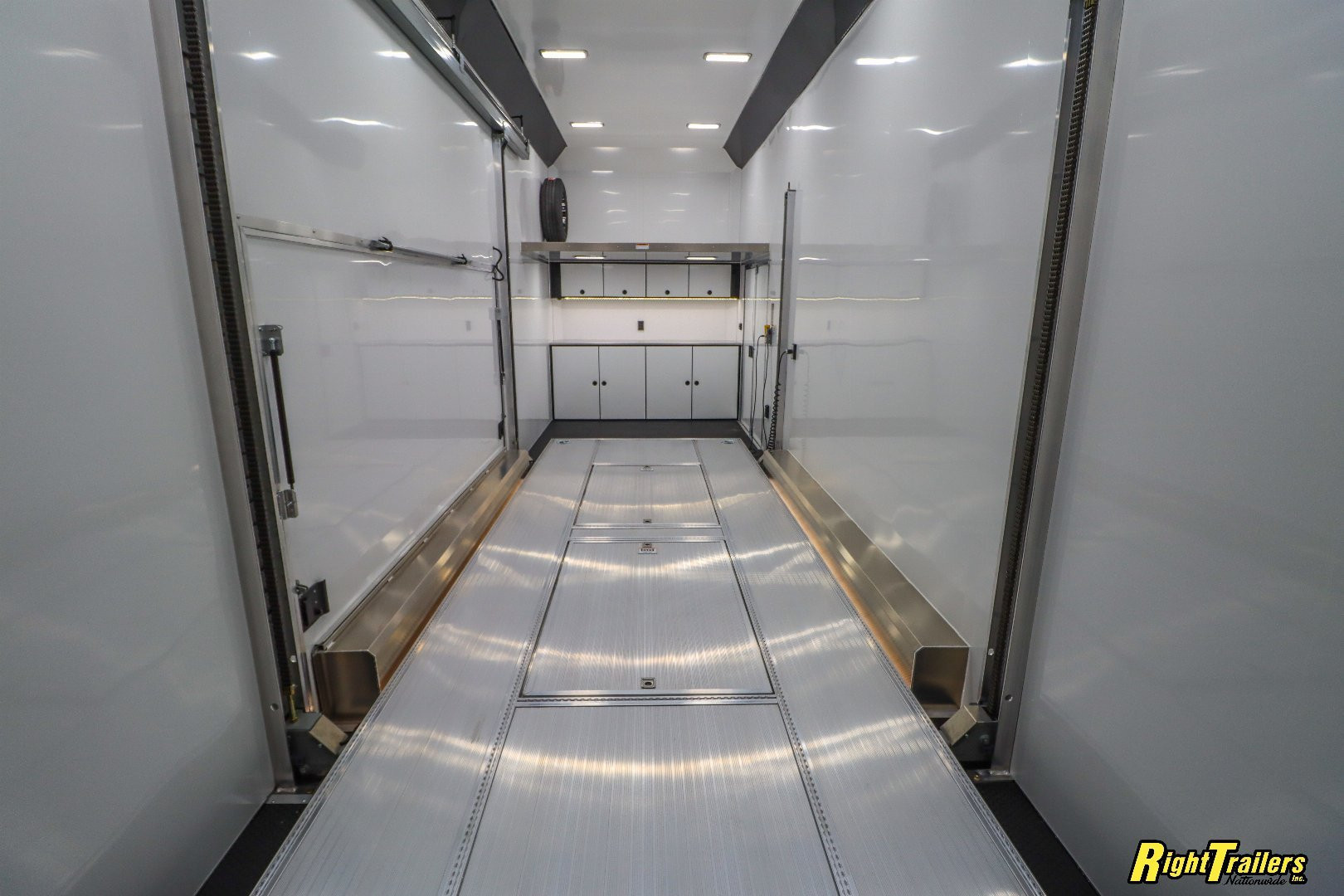 New 2025 8.5x30 ATC Stacker ROM800