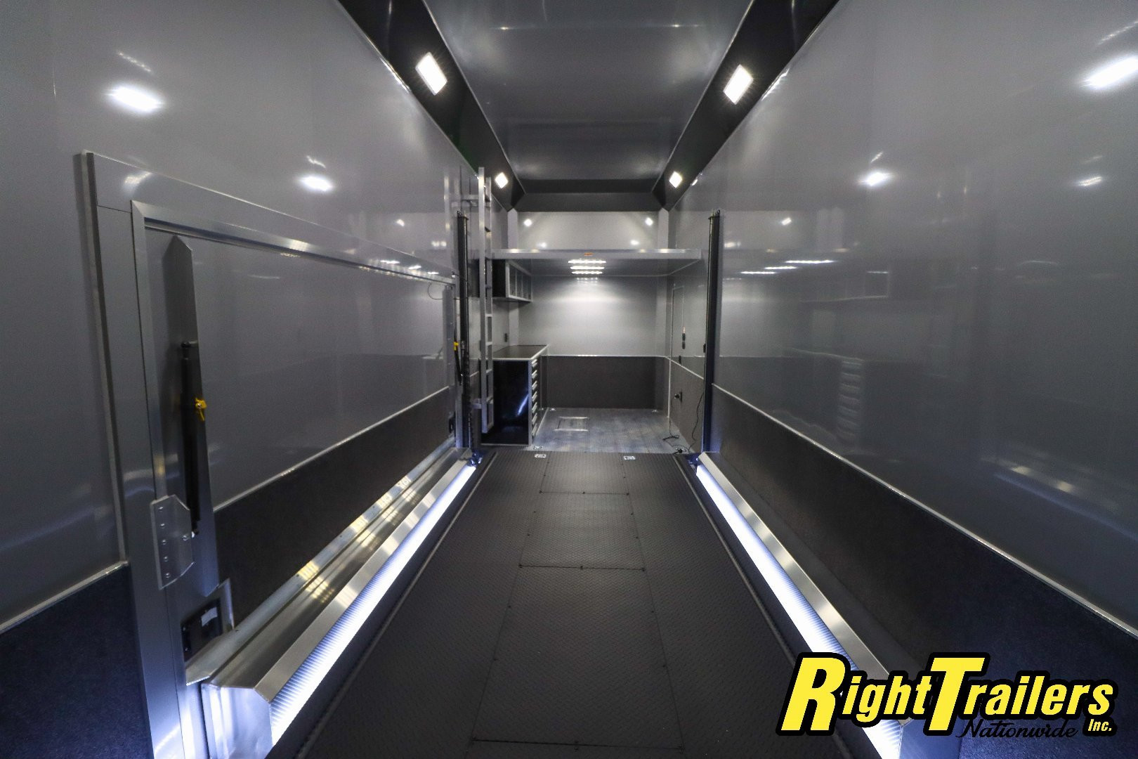 New 2025 8.5x32 inTech Trailers Stacker