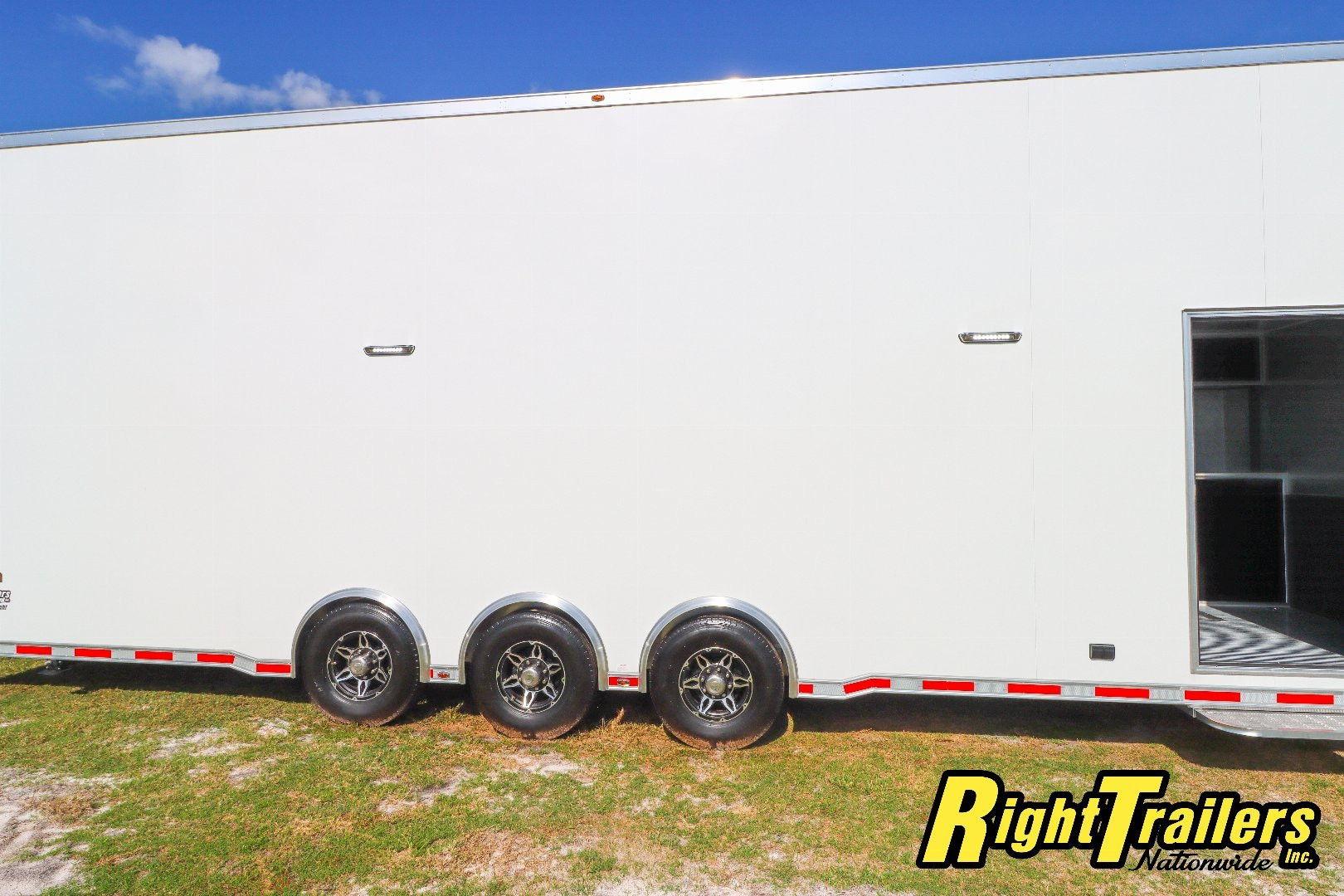 New 2025 8.5x32 inTech Trailers Stacker