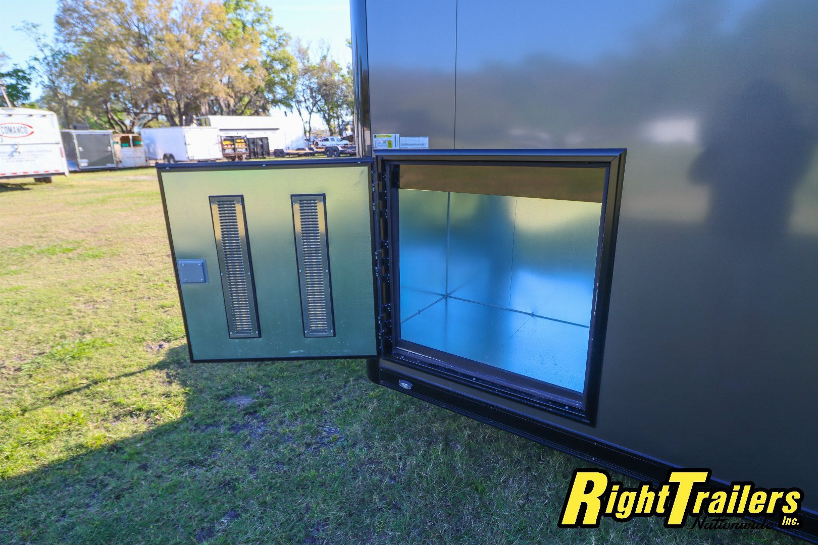 New 2025 ATC 8.5x28 Race Trailer