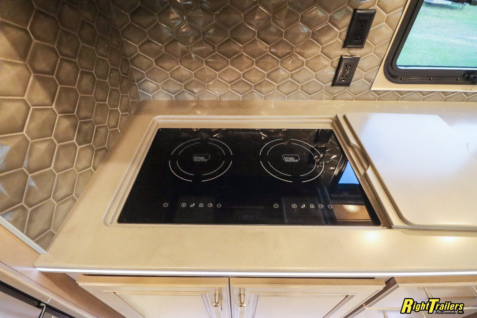 New 2026 Renegade RV Classic 45CBF with 2 Baths