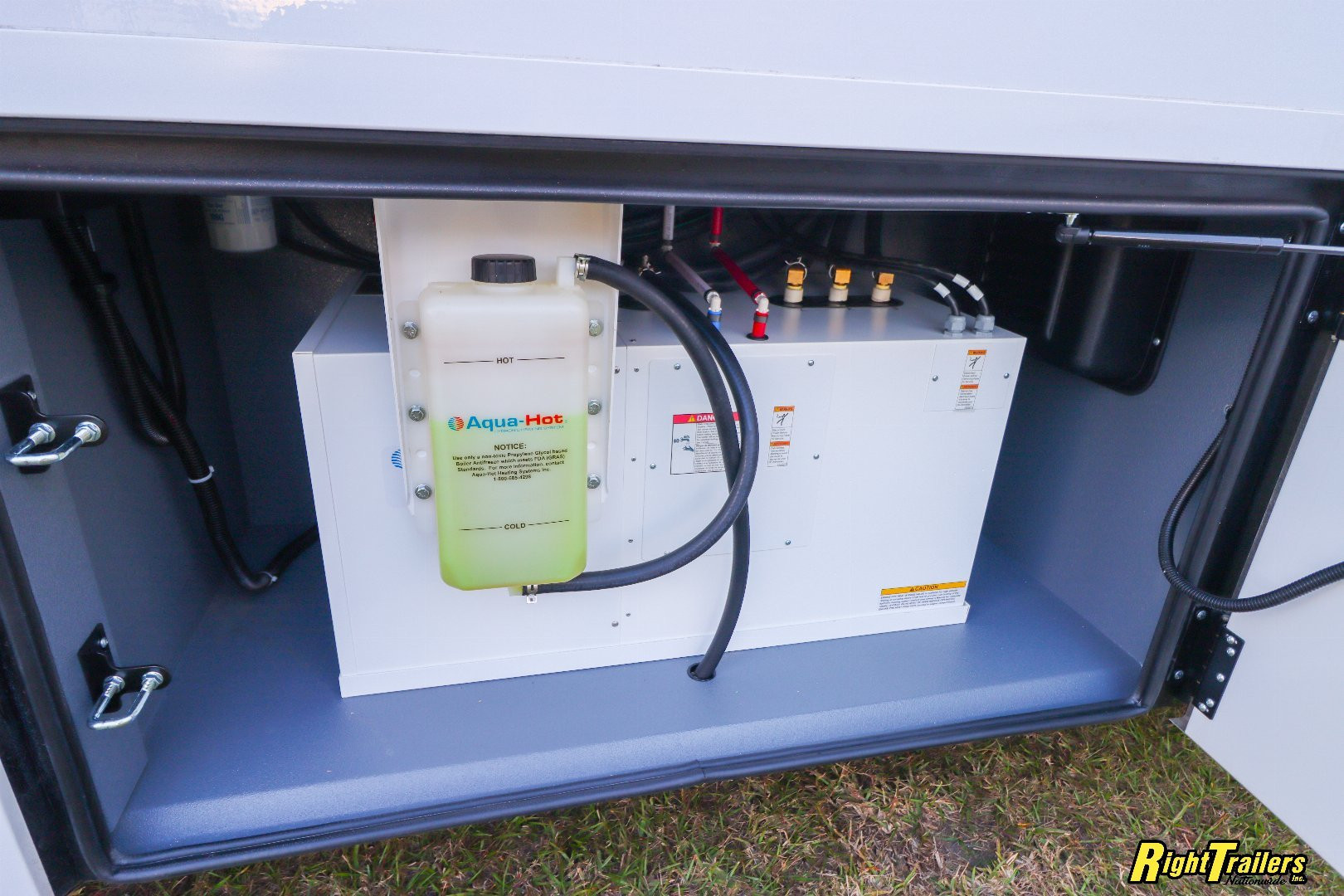 New 2026 Renegade RV Classic 45CBF with 2 Baths