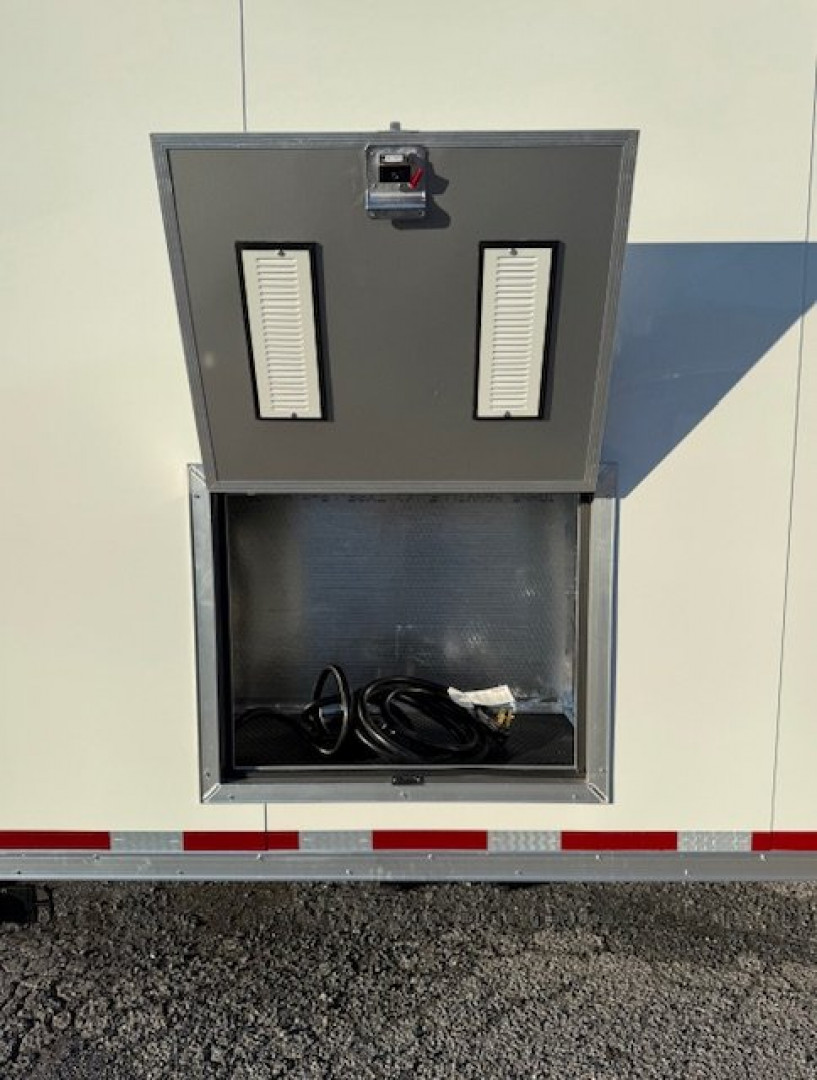 New 2025 Vintage Trailers 8x53 Race Trailer