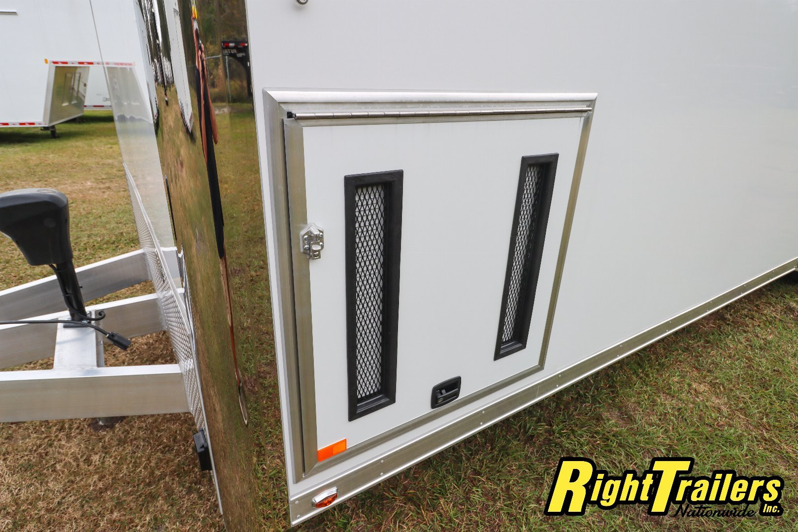 New 2025 inTech 8.5X28 Race Trailer