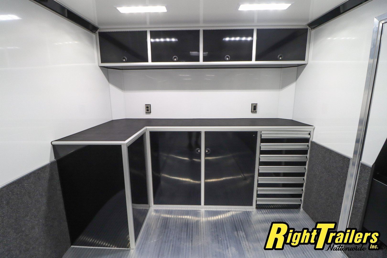 New 2025 inTech 8.5X28 Race Trailer