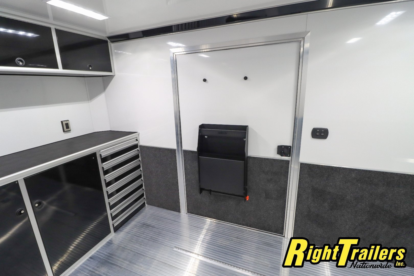 New 2025 inTech 8.5X28 Race Trailer