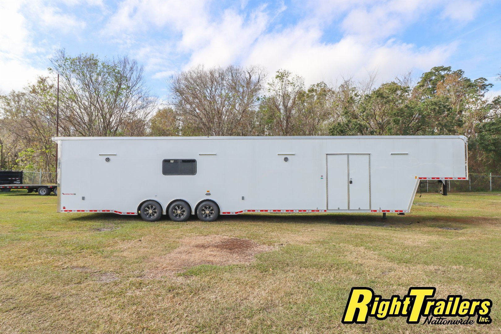 New 2025 Cargo Mate 8.5X48 Gooseneck Race Trailer