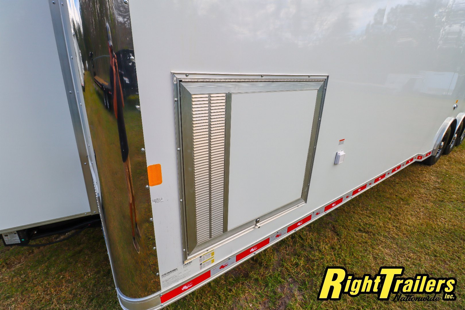 New 2025 Cargo Mate 8.5X34 Race Trailer