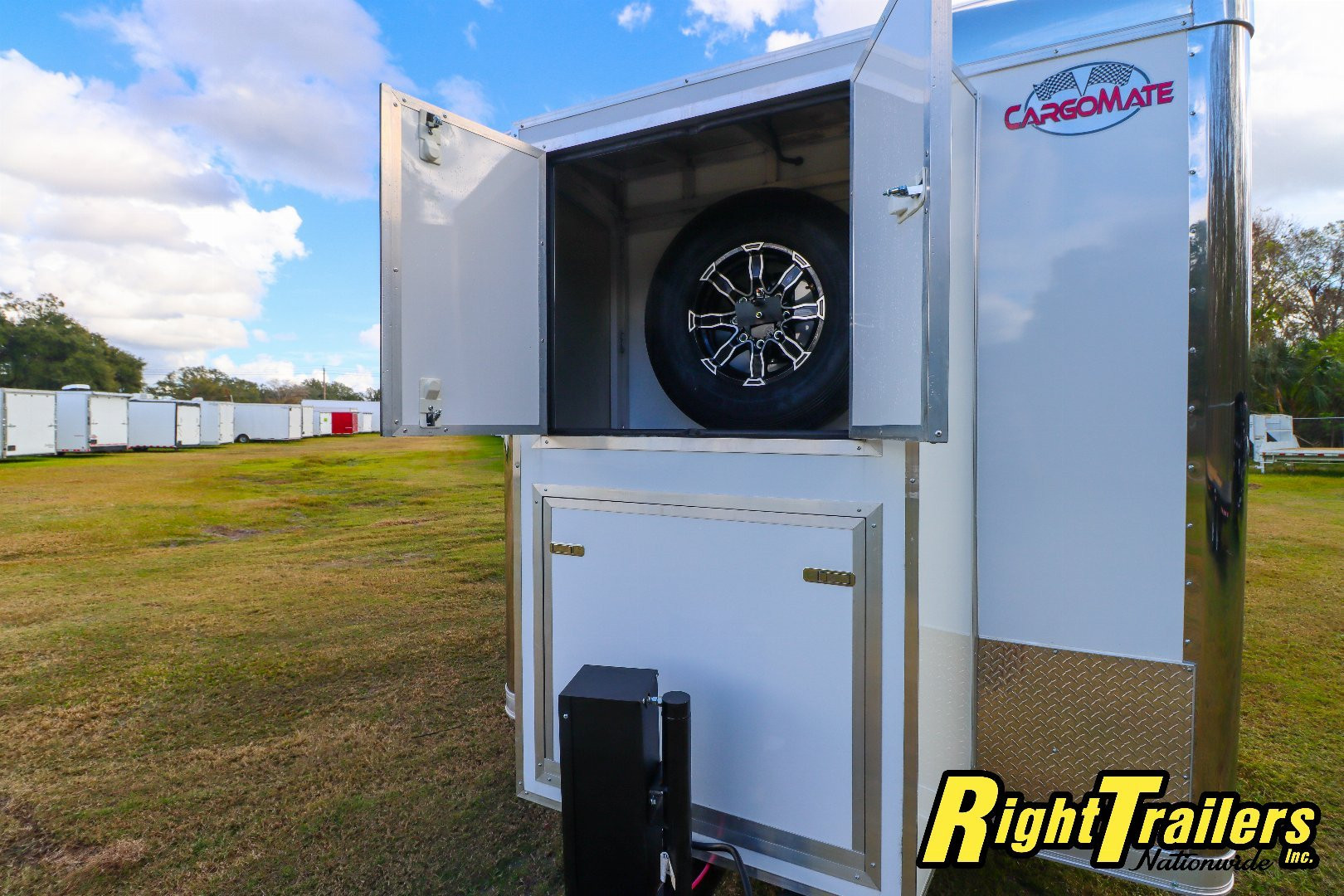 New 2025 Cargo Mate 8.5X34 Race Trailer