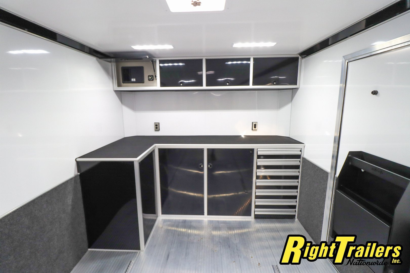New 2025 inTech LITE 8.5X28 Race Trailer