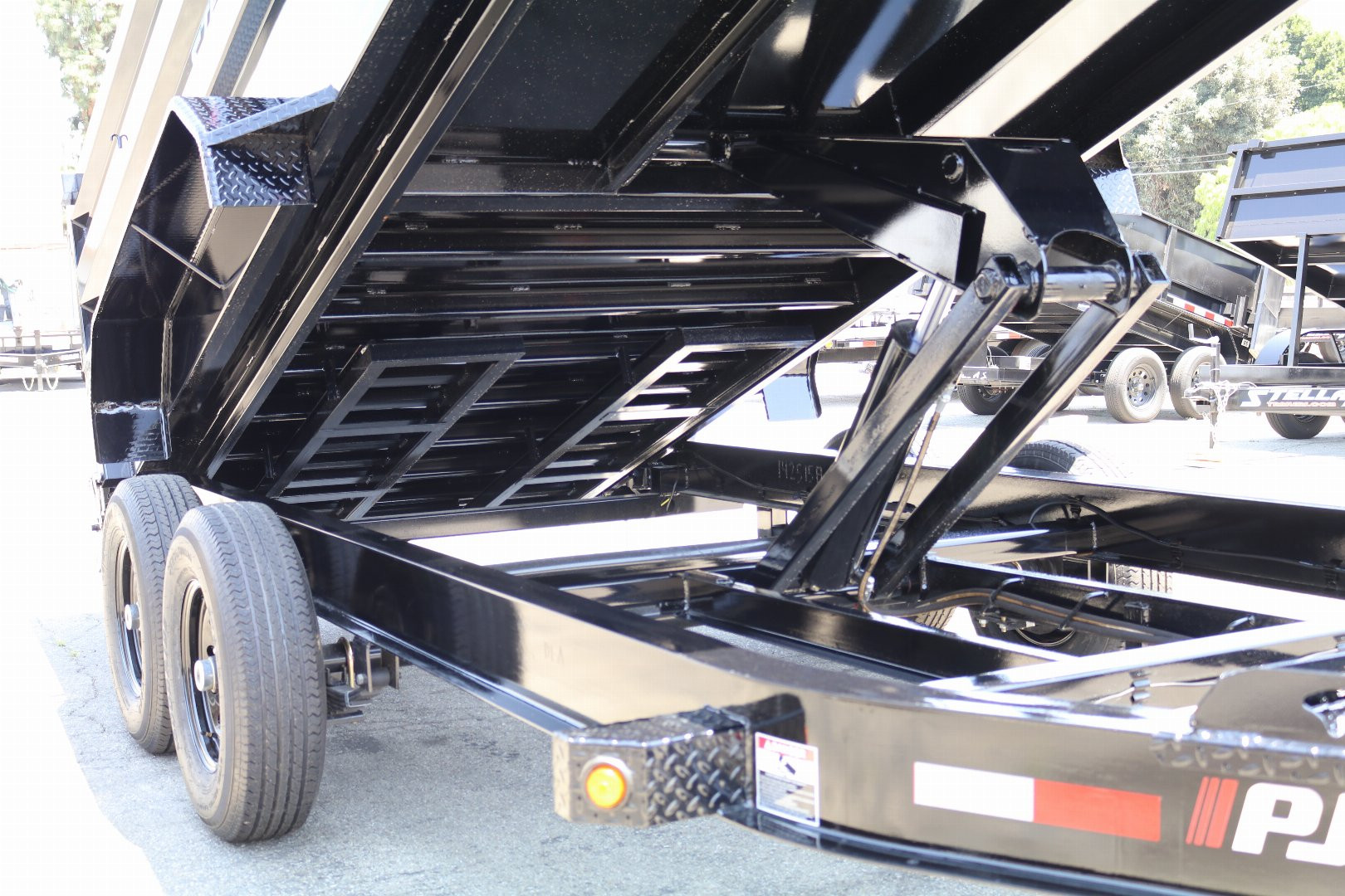 New 2026 PJ Trailers dm162 Dump Trailer