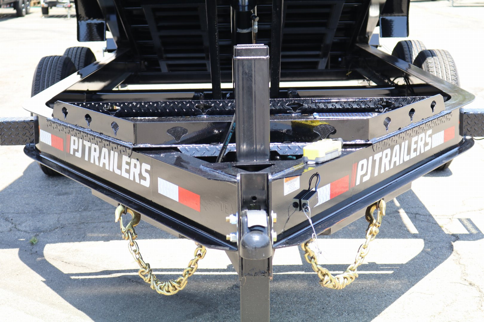 New 2026 PJ Trailers dm162 Dump Trailer