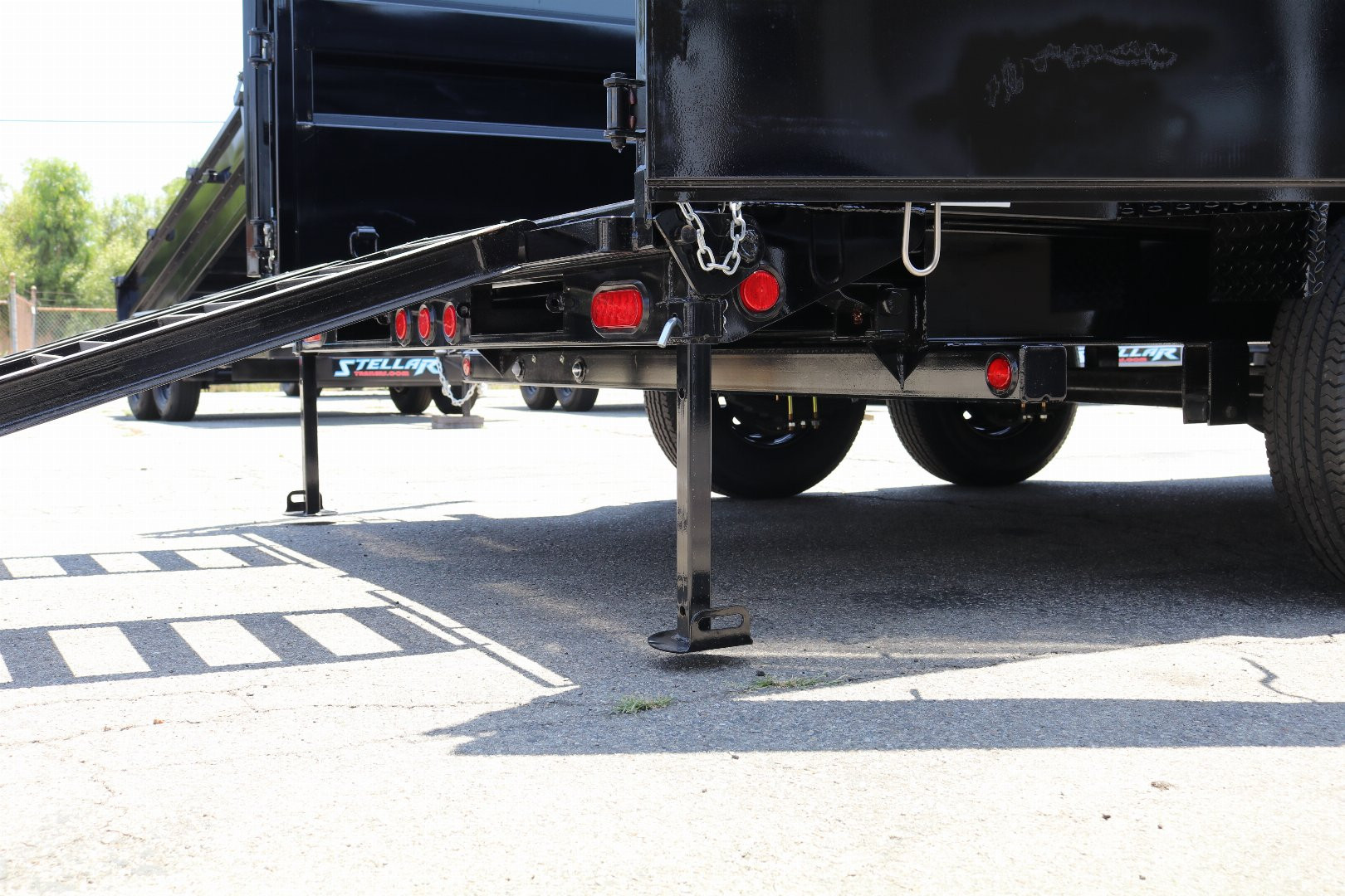 New 2026 PJ Trailers dm162 Dump Trailer