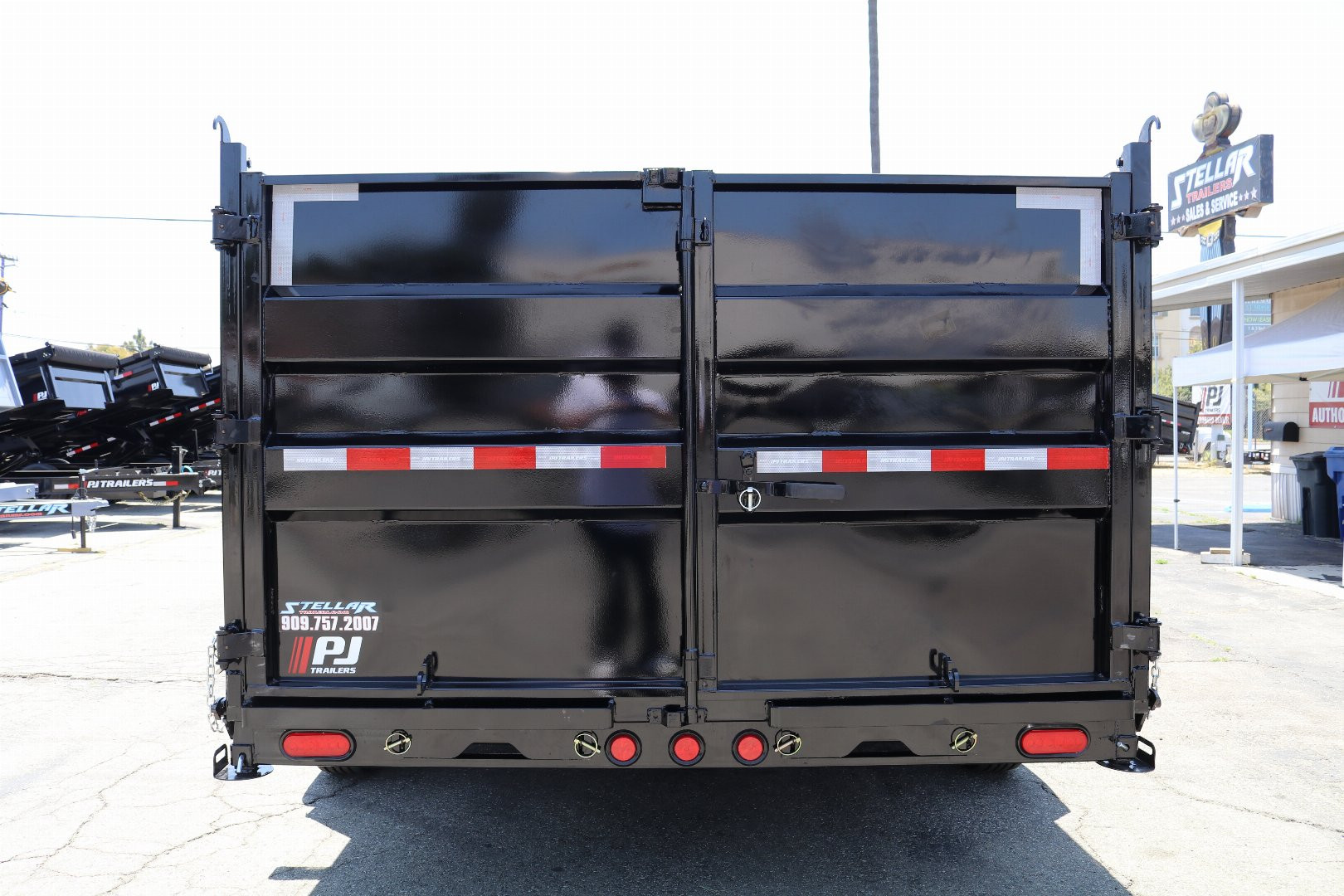 New 2026 PJ Trailers dm162 Dump Trailer