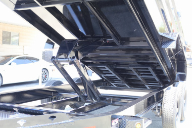 New 2026 PJ Trailers dm162 Dump Trailer