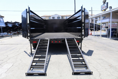 New 2026 PJ Trailers dm162 Dump Trailer