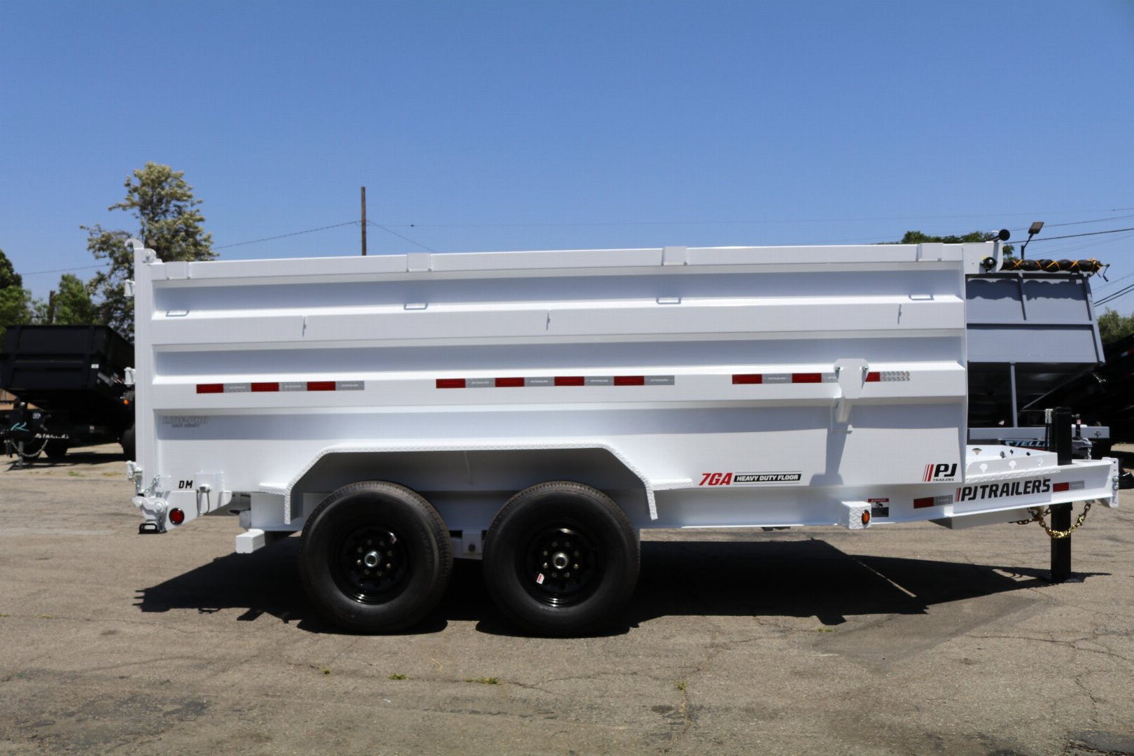 New 2026 PJ Trailers dm142 Dump Trailer