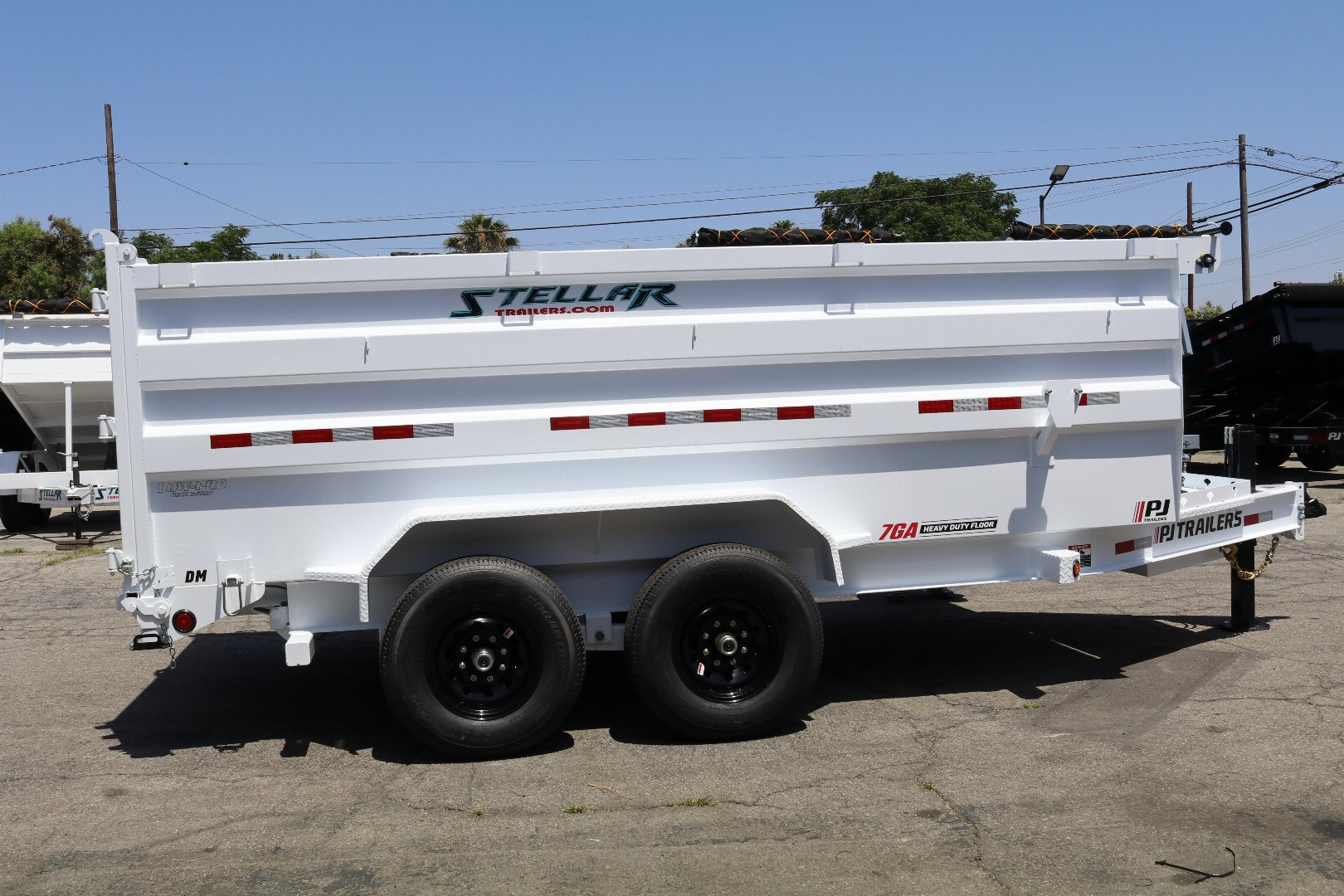 New 2026 PJ Trailers dm142 Dump Trailer