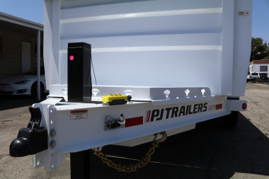 New 2026 PJ Trailers dm142 Dump Trailer