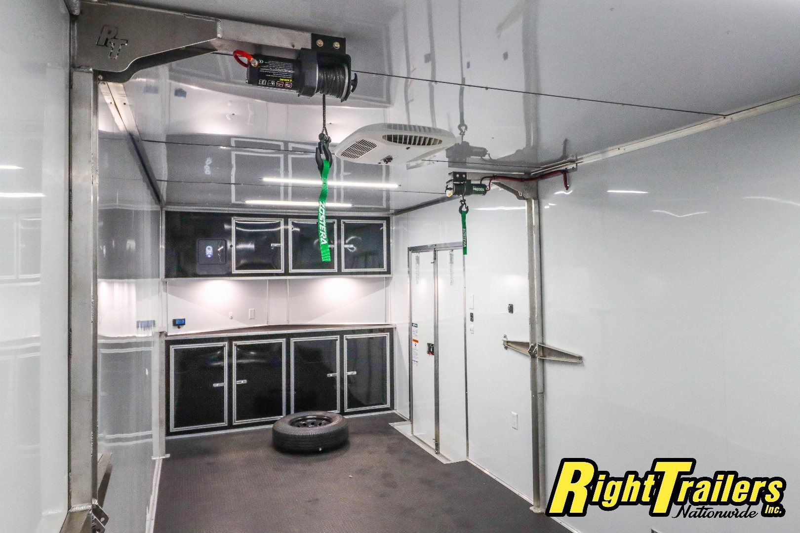 New 2023 Continental Cargo 8.5X26 Race Trailer