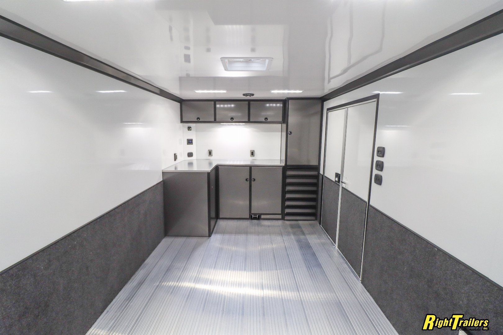 New 2025 inTech 8.5x34 Race Trailer