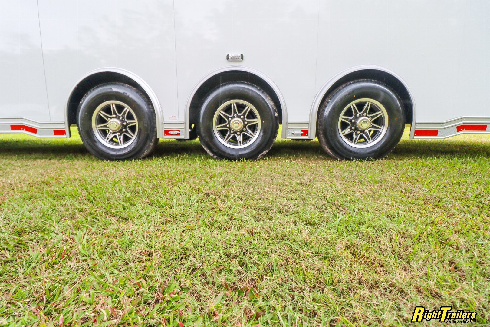 New 2025 inTech 8.5x34 Race Trailer