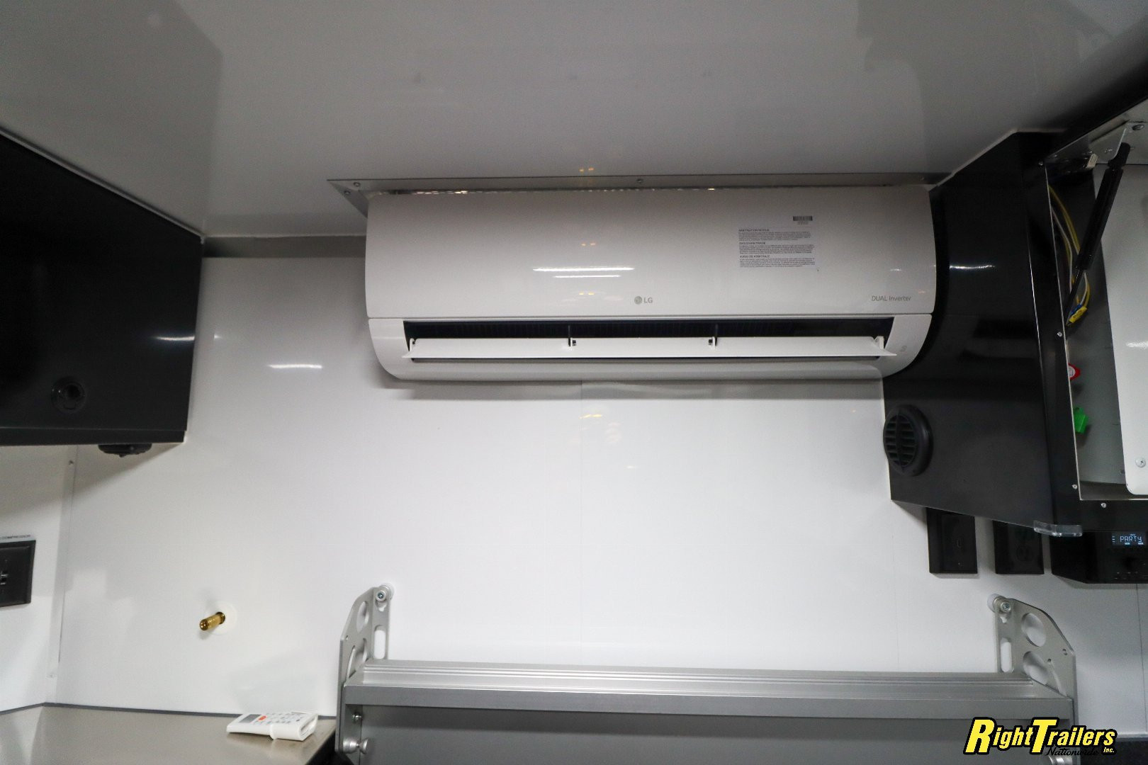 New 2025 ATC 8.5x36 RM900 Stacker