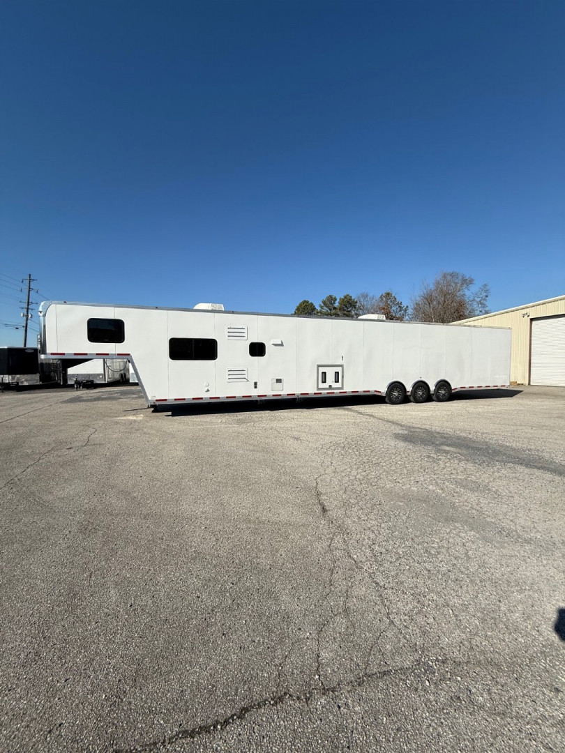 New 2025 Vintage Pro Stock 8' x 53' Living Quarters