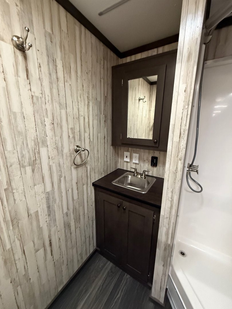 New 2025 CARGO MATE ELIMINATOR SS 8.5' X 34' BATH PKG